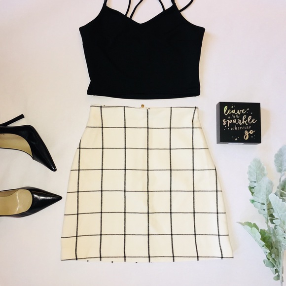 H&M Dresses & Skirts - H & M windowpane skirt
